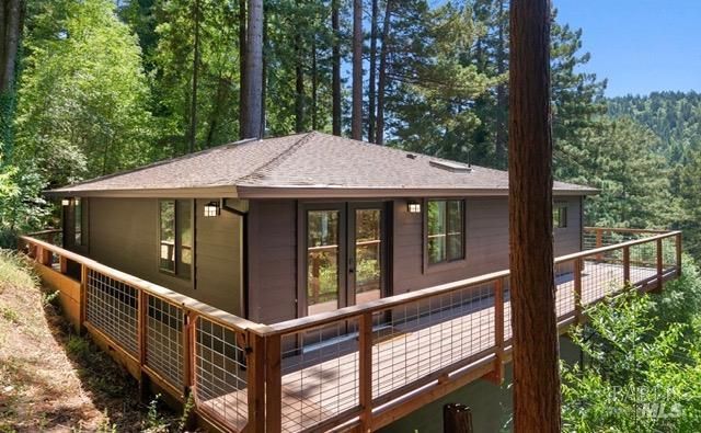 17356 Old Monte Rio Rd, Guerneville, CA 95446