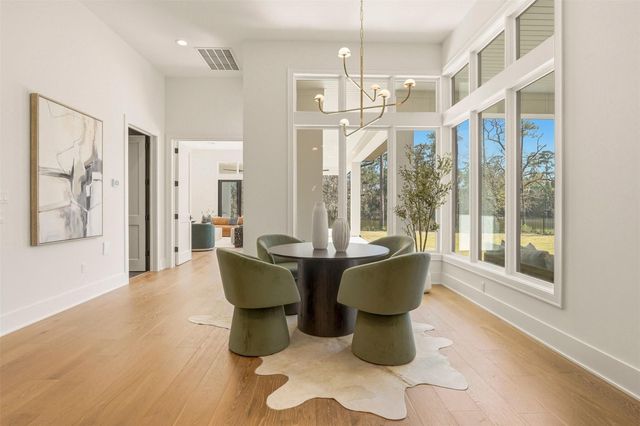 50 Aria Isle Drive, The Woodlands, TX 77380