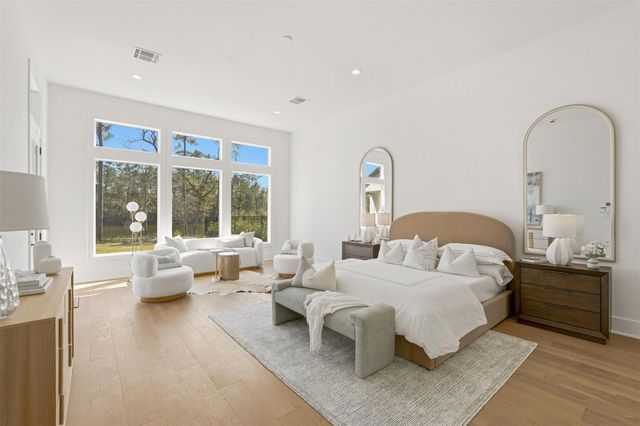 50 Aria Isle Drive, The Woodlands, TX 77380