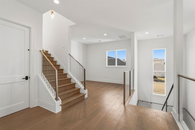 50 Aria Isle Drive, The Woodlands, TX 77380