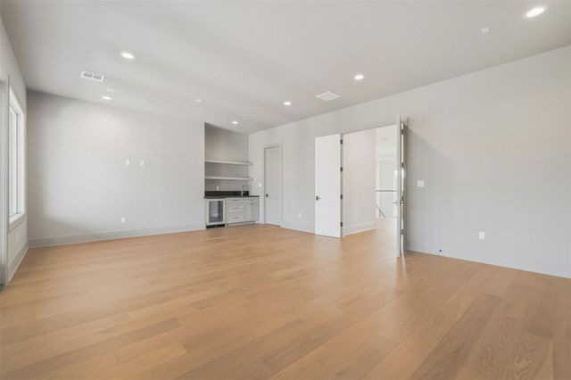 50 Aria Isle Drive, The Woodlands, TX 77380