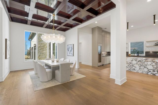 50 Aria Isle Drive, The Woodlands, TX 77380