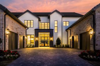 50 Aria Isle Drive, The Woodlands, TX 77380