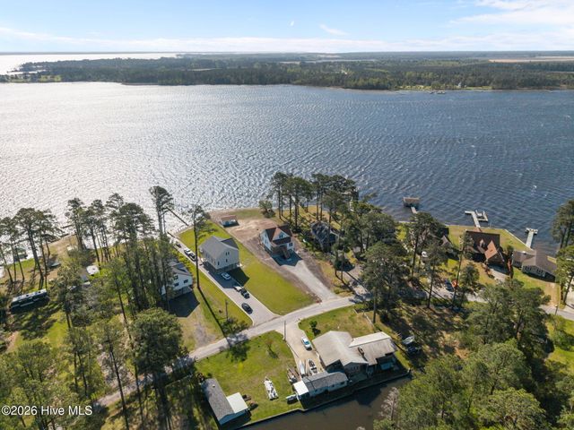 123 Pungo View Road, Belhaven, NC 27810