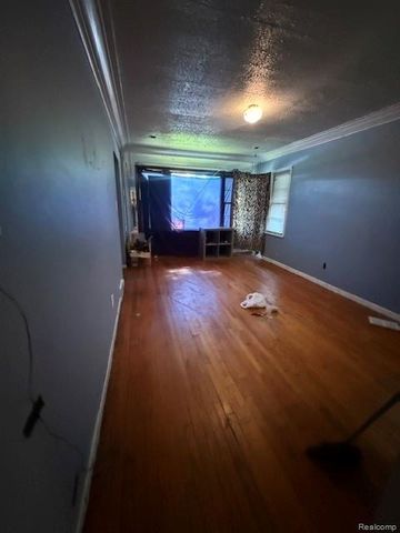 7559 Prairie Street, Detroit, MI 48210