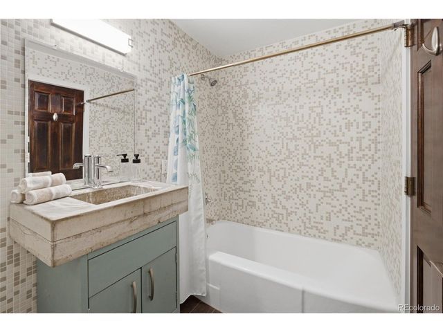 500 E 11th Ave 201, Denver, CO 80203