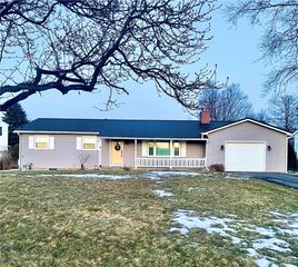 206 Carpenter Road, Big Flats, NY 14903