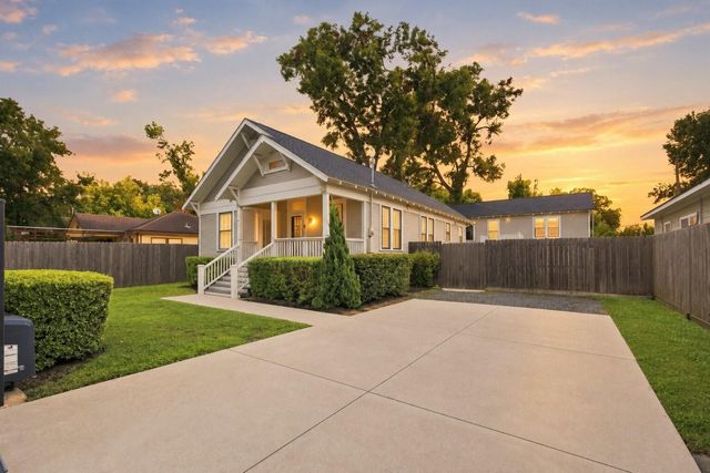 4618 Mcewen Street, Houston, TX 77009