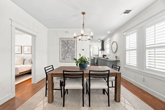 4618 Mcewen Street, Houston, TX 77009