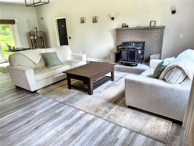 9692 Summit Street Road, Pavilion, NY 14482