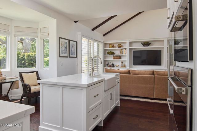 4204 Par 5 Drive, Westlake Village, CA 91362