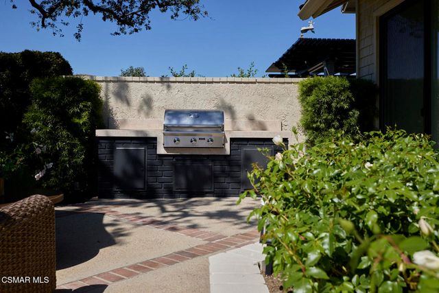 4204 Par 5 Drive, Westlake Village, CA 91362