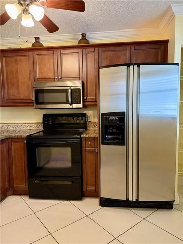 1986 PELICAN LANDING BOULEVARD 1511, Clearwater, FL 33762