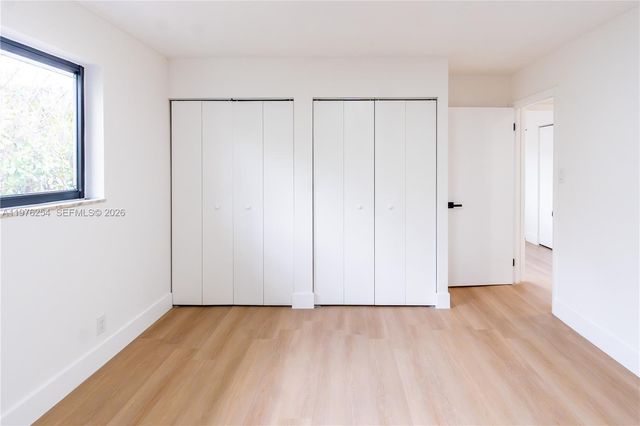 7951 SW 30th St, Davie, FL 33328