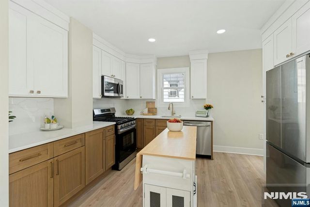 5-10 Bellair Avenue, Fair Lawn, NJ 07410