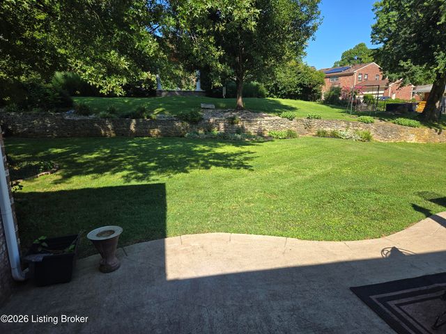 3516 Leith Ln, Louisville, KY 40218