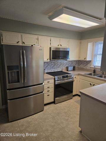 3516 Leith Ln, Louisville, KY 40218