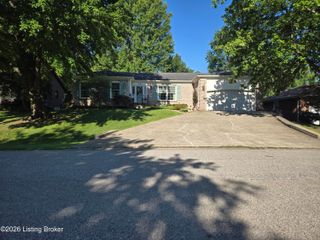 3516 Leith Ln, Louisville, KY 40218
