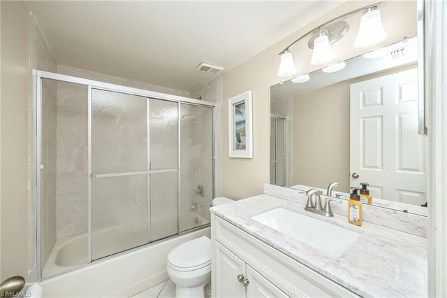 5950 Amherst DR A101, Naples, FL 34112
