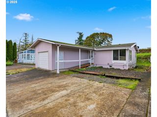 2154 Oregon St 129, St Helens, OR 97051