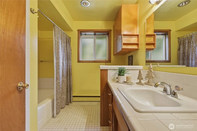 2010 Forest Hill Drive SE, Olympia, WA 98501