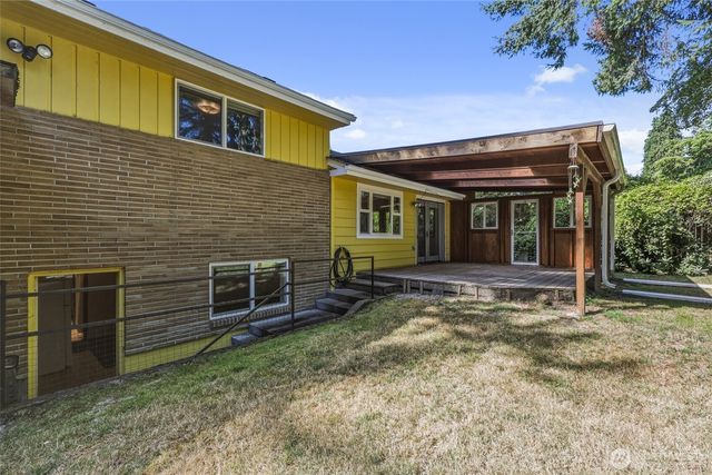 2010 Forest Hill Drive SE, Olympia, WA 98501