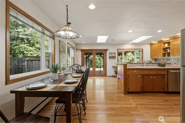2010 Forest Hill Drive SE, Olympia, WA 98501