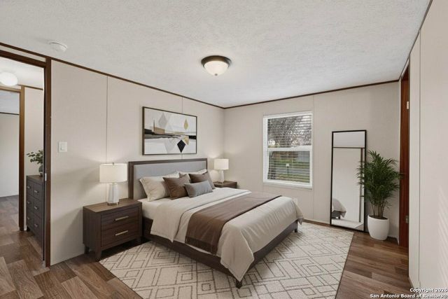 19124 La Gloria, Elmendorf, TX 78112