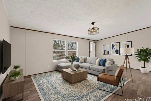 19124 La Gloria, Elmendorf, TX 78112