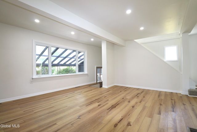 1928 Greenpoint Avenue, Rotterdam, NY 12303