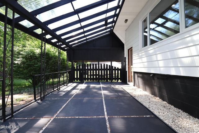 1928 Greenpoint Avenue, Rotterdam, NY 12303
