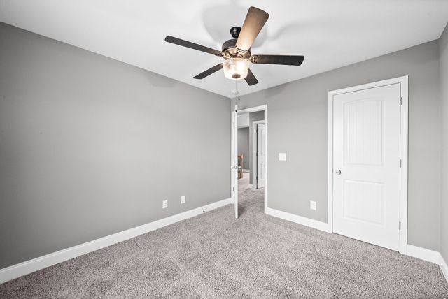 433 Andean Ct, Clarksville, TN 37040