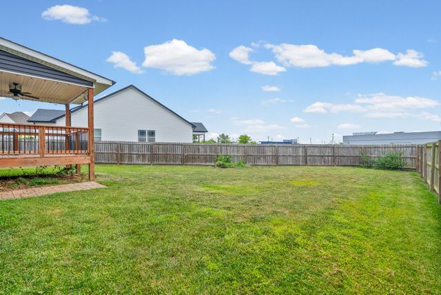 433 Andean Ct, Clarksville, TN 37040