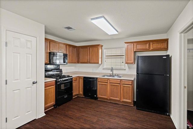 1316 Davis Mountain LOOP, Cedar Park, TX 78613