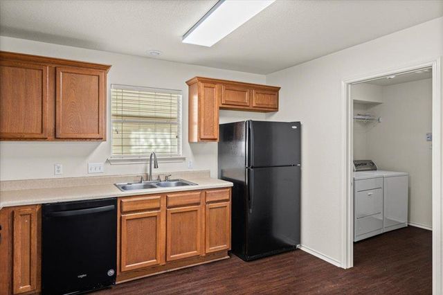 1316 Davis Mountain LOOP, Cedar Park, TX 78613