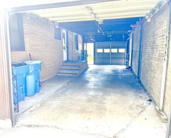 1415 Plain Street, Peru, IL 61354