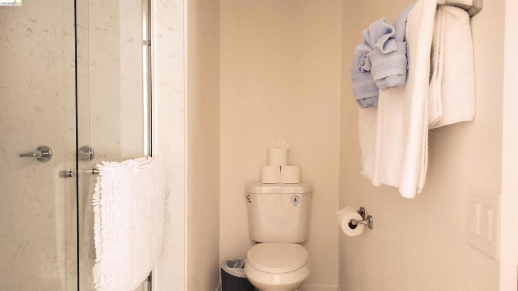 Image 16 of property listing at 1098 4Th St, South Lake Tahoe, CA 96150