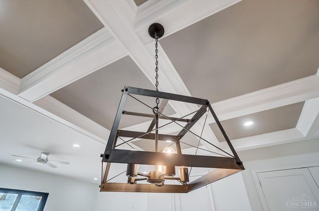 619 W Loveland Avenue, Loveland, OH 45140