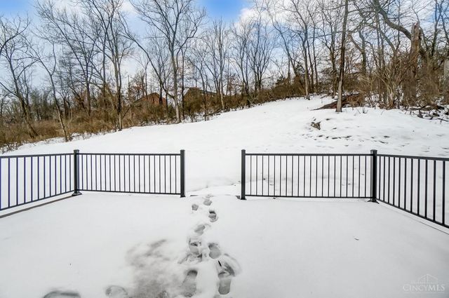 619 W Loveland Avenue, Loveland, OH 45140