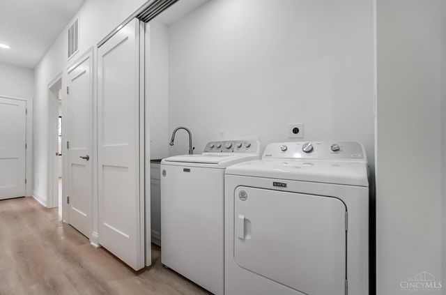 619 W Loveland Avenue, Loveland, OH 45140