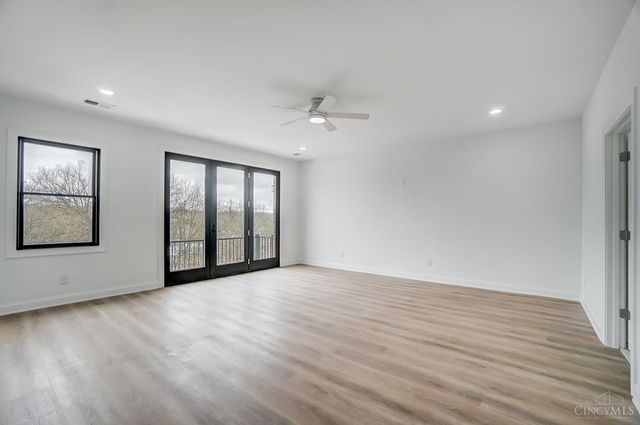 619 W Loveland Avenue, Loveland, OH 45140