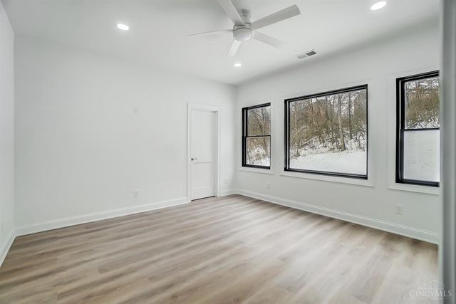 619 W Loveland Avenue, Loveland, OH 45140