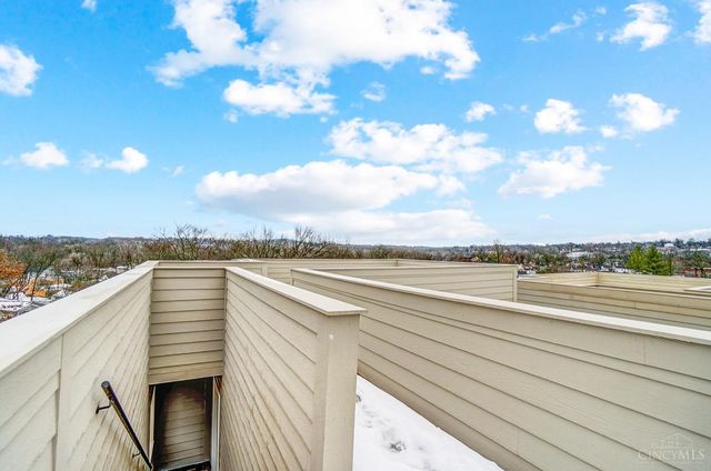 619 W Loveland Avenue, Loveland, OH 45140