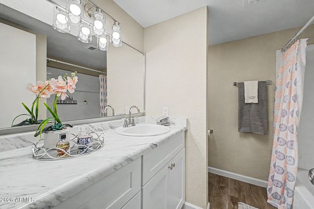 1425 W WICKIEUP Lane, Phoenix, AZ 85027