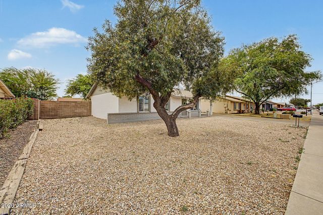 1425 W WICKIEUP Lane, Phoenix, AZ 85027