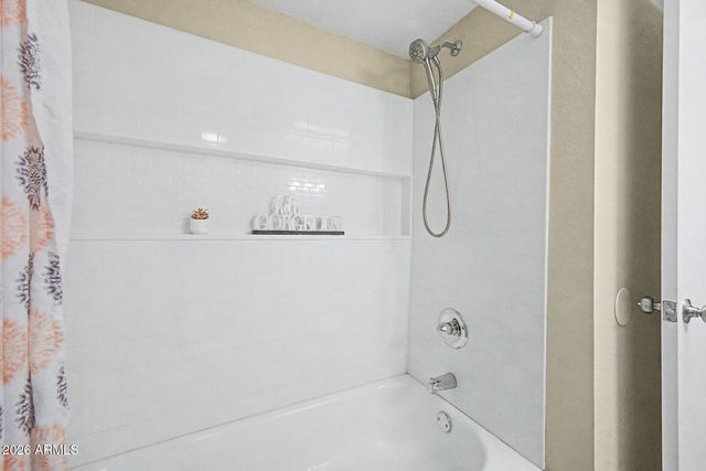 1425 W WICKIEUP Lane, Phoenix, AZ 85027