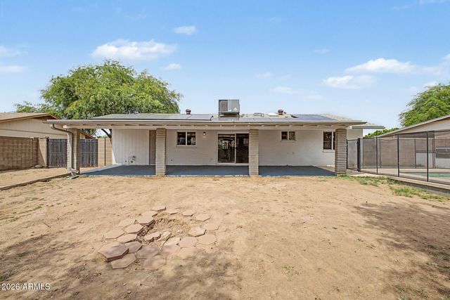 1425 W WICKIEUP Lane, Phoenix, AZ 85027
