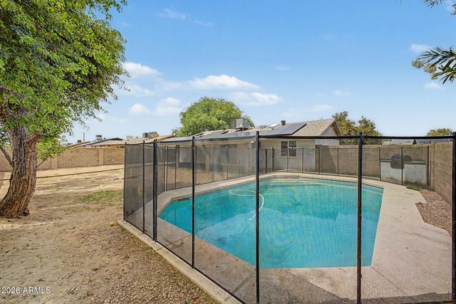 1425 W WICKIEUP Lane, Phoenix, AZ 85027