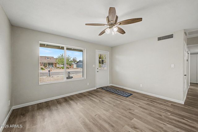 1425 W WICKIEUP Lane, Phoenix, AZ 85027