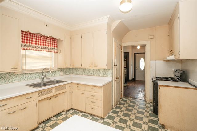 1326 12th Street NW, Canton, OH 44703